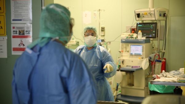 Coronavirus:2.978 morti,475 in un giorno Coronavirus:2.978 morti,475 in un giorno