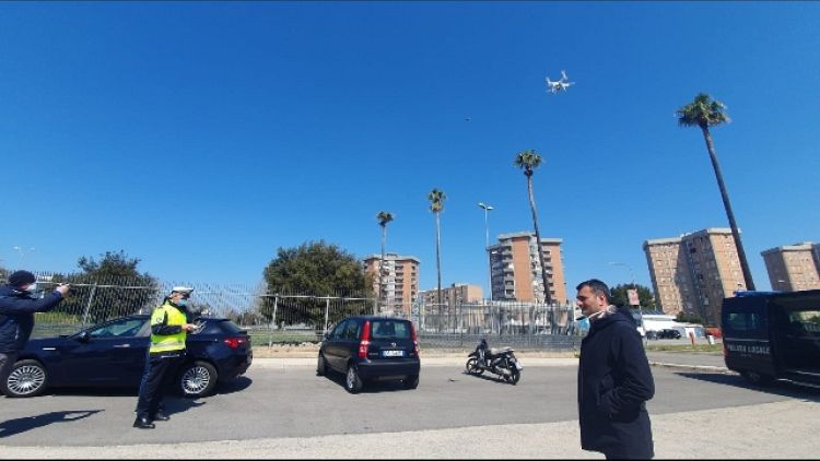 A Bari controlli con drone e esercito