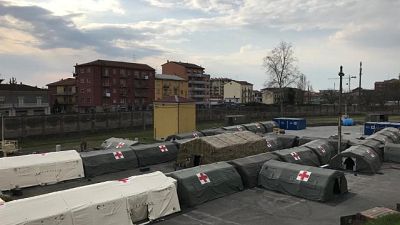 Esercito a supporto Ospedale Piacenza Esercito a supporto Ospedale Piacenza