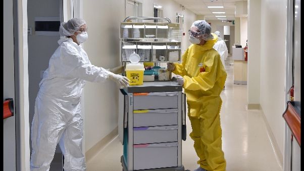 Coronavirus: allarme medici Piemonte, siamo allo stremo Coronavirus: allarme medici Piemonte, siamo allo stremo