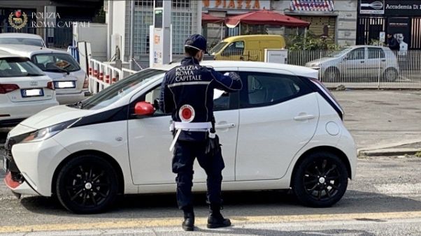 Controlli a Roma, ieri 86 denunce Controlli a Roma, ieri 86 denunce