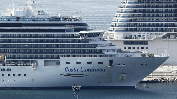 'Luminosa', voli per trasferire ospiti 'Luminosa', voli per trasferire ospiti