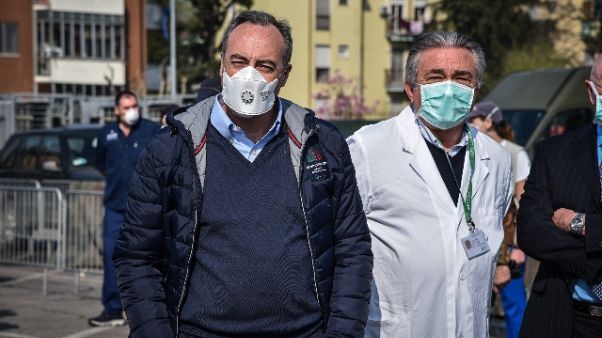 Lombardia, primo giorno ricoveri in calo Lombardia, primo giorno ricoveri in calo