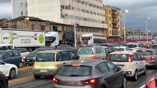 Dopo imbarchi,meno tensione a Villa S.G. Dopo imbarchi,meno tensione a Villa S.G.