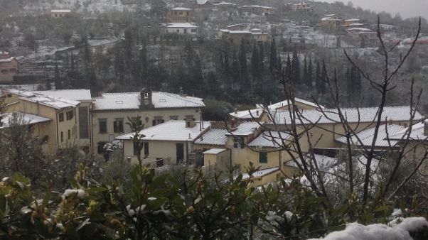 Prot.civile Firenze, neve anche collina Prot.civile Firenze, neve anche collina