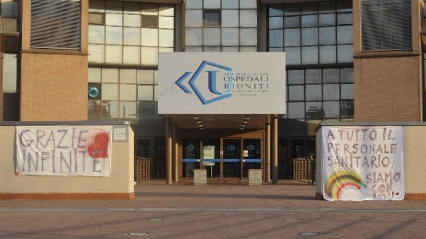 Un ospedale e medici cinesi a Ancona Un ospedale e medici cinesi a Ancona
