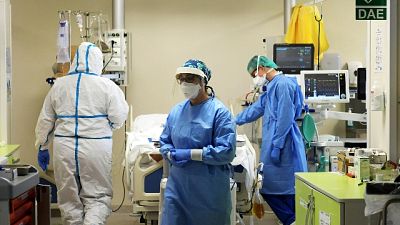 Sindaco-infermiere torna in corsia Sindaco-infermiere torna in corsia