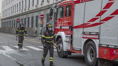 In fiamme piano Palagiustizia a Milano In fiamme piano Palagiustizia a Milano