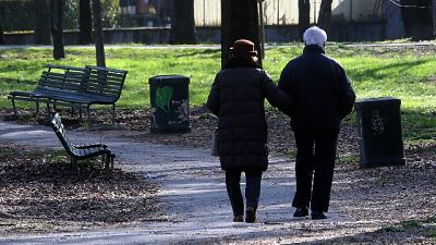Coronavirus: morti 2 anziani casa riposo Coronavirus: morti 2 anziani casa riposo