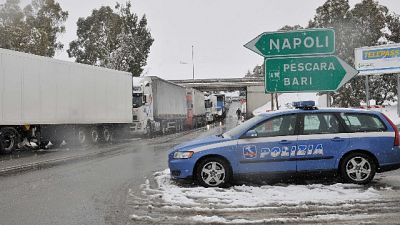 Allerta per nevicate e gelate Allerta per nevicate e gelate