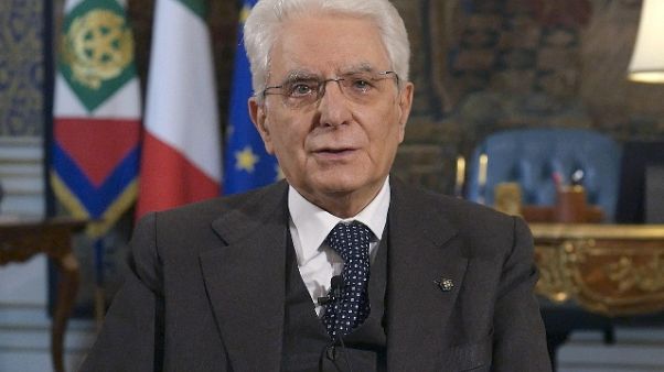 Mattarella, supereremo questo periodo Mattarella, supereremo questo periodo