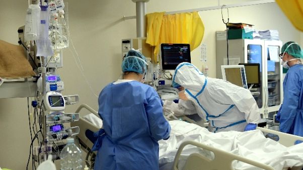 14.787 positivi in E-R, 88 morti in più 14.787 positivi in E-R, 88 morti in più