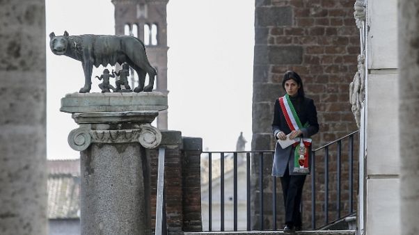 Raggi, tamponi a senza fissa dimora Raggi, tamponi a senza fissa dimora