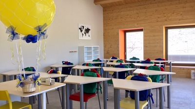 Azzolina, al lavoro su distanziamento Azzolina, al lavoro su distanziamento