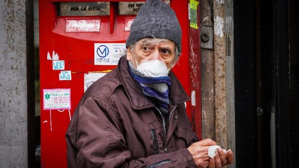 Bologna, bimbi 'adottano' anziani soli Bologna, bimbi 'adottano' anziani soli