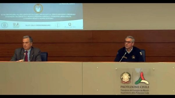 Record guariti, 2.099 in un solo giorno Record guariti, 2.099 in un solo giorno