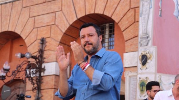 Salvini, c'è chi specula e chi lavora Salvini, c'è chi specula e chi lavora