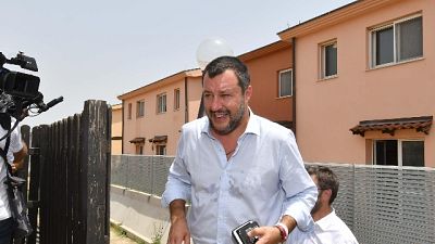 Salvini, italiani mafiosi? Vergogna Salvini, italiani mafiosi? Vergogna