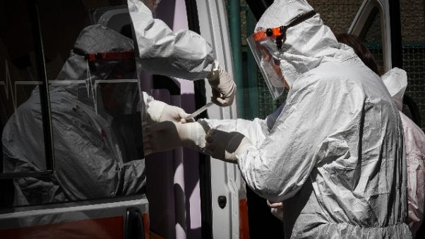 25 contagi in residenza anziani Bari 25 contagi in residenza anziani Bari