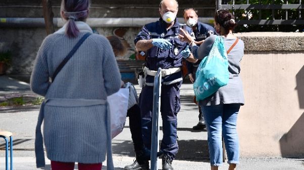 Mattarella, grazie a polizia per impegno Mattarella, grazie a polizia per impegno