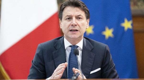 Coronavirus: Calenda, governo confuso Coronavirus: Calenda, governo confuso