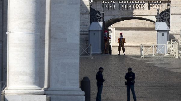 Il Papa crea task-force per la 'fase 2' Il Papa crea task-force per la 'fase 2'