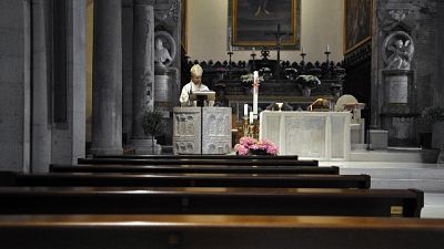 Messe e funerali, Cei tratta su 'fase 2' Messe e funerali, Cei tratta su 'fase 2'