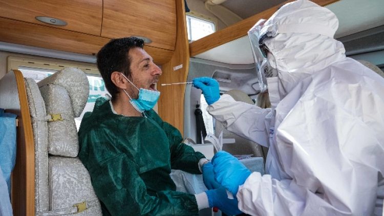 Coronavirus:Piemonte verso 20mila contagi,rallentano decessi
