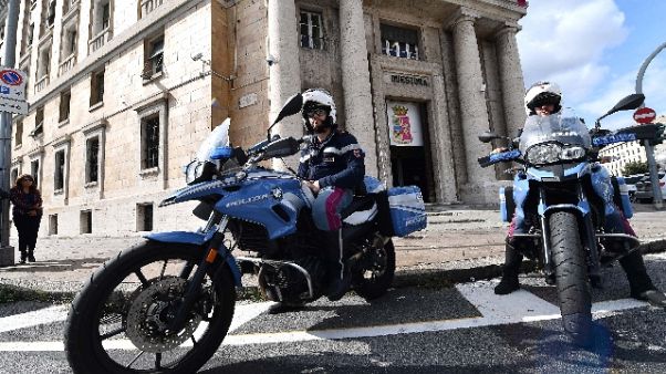 'Mia madre è morta, l'ho fatta a pezzi' 'Mia madre è morta, l'ho fatta a pezzi'