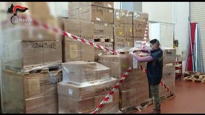 Nas sequestrano 300mila mascherine Nas sequestrano 300mila mascherine