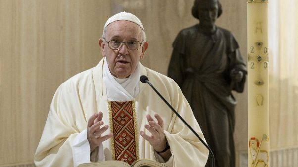 Papa, i politici superino le divisioni Papa, i politici superino le divisioni