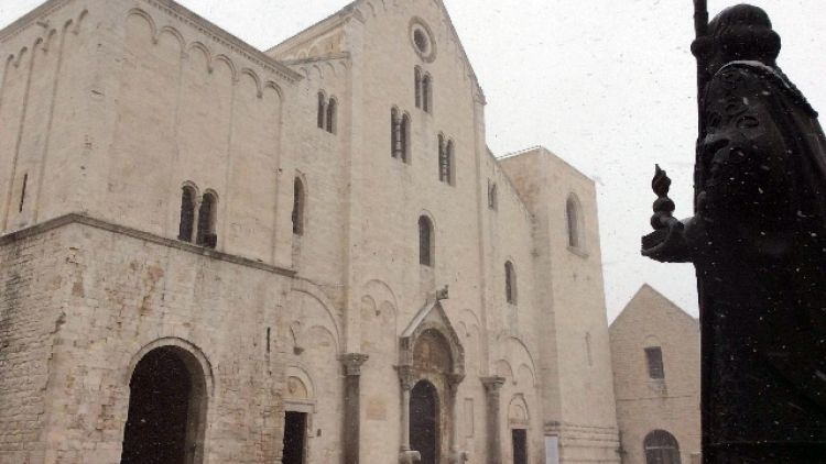Basilica chiusa a Bari per San Nicola