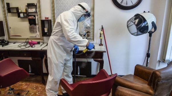 Sindaco dispone riapertura parrucchieri Sindaco dispone riapertura parrucchieri
