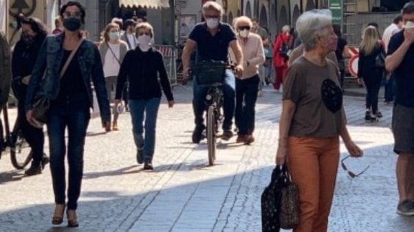 Bolzano primo giorno con negozi aperti Bolzano primo giorno con negozi aperti