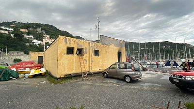 Marinaio accoltella due colleghi Marinaio accoltella due colleghi