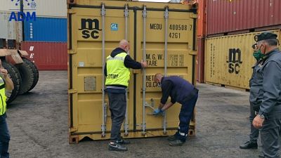 Sequestro 8 tonnellate rifiuti speciali Sequestro 8 tonnellate rifiuti speciali