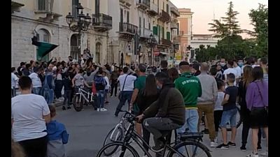 Fase2: tifosi in piazza per Bitonto in C Fase2: tifosi in piazza per Bitonto in C