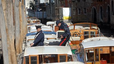 Assembramento in barca a Venezia, puniti Assembramento in barca a Venezia, puniti