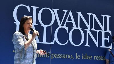 Santelli, storia Falcone reale a S.Luca Santelli, storia Falcone reale a S.Luca