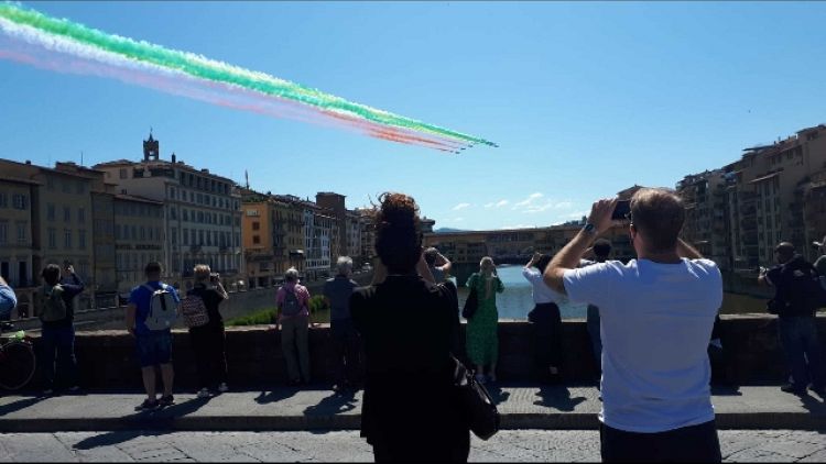 Passaggio Frecce Tricolori su Firenze
