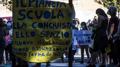 Scuola: intesa su concorso precari Scuola: intesa su concorso precari