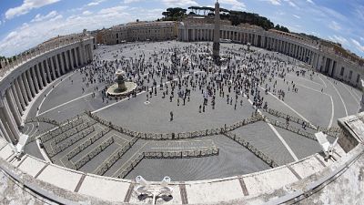 Domenica cortei per Corpus Domini, ad agosto fedeli a Lourdes Domenica cortei per Corpus Domini, ad agosto fedeli a Lourdes