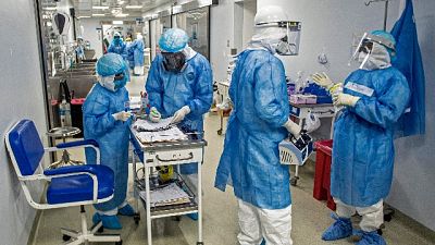 Aumentano gli ospedalizzati, 5 in più Aumentano gli ospedalizzati, 5 in più