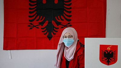 نتائج أولية: الحزب الحاكم بألبانيا يفوز بنسبة 49.4% من الأصوات في انتخابات الأحد نتائج أولية: الحزب الحاكم بألبانيا يفوز بنسبة 49.4% من الأصوات في انتخابات الأحد