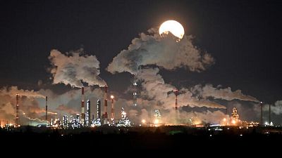 Rusia dice que precio barril de 45-50 dólares por barril es valor de equilibrio en el largo plazo Rusia dice que precio barril de 45-50 dólares por barril es valor de equilibrio en el largo plazo