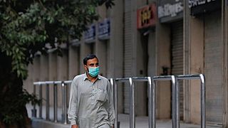 باكستان تسجل أكثر من 200 وفاة بكورونا في يوم واحد للمرة الأولى