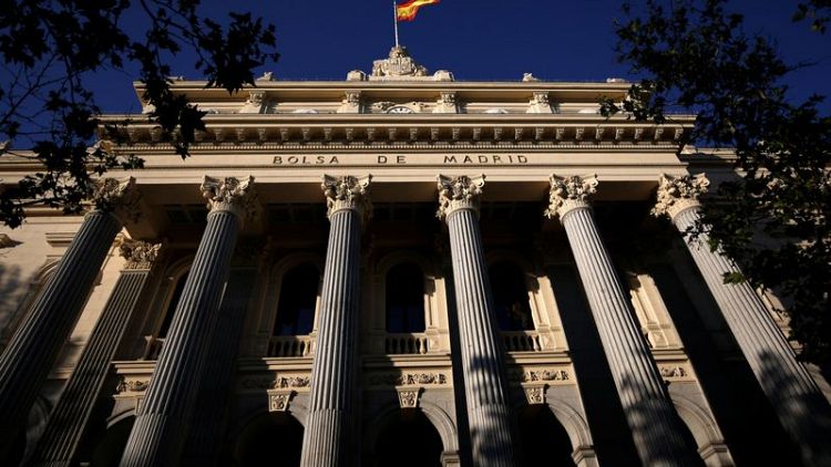 La bolsa española cierra en positivo alzado por la banca a la espera de la Fed