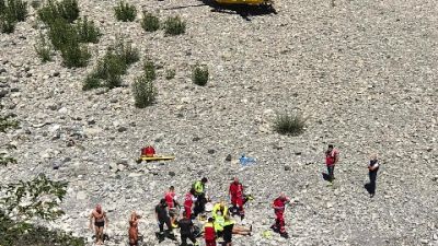 Un uomo di 49 anni è morto dopo un tuffo nel Trebbia Un uomo di 49 anni è morto dopo un tuffo nel Trebbia