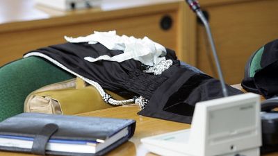 Nel 2013. Vessò ragazzina. Ora denunciata da 2 minori disabili Nel 2013. Vessò ragazzina. Ora denunciata da 2 minori disabili