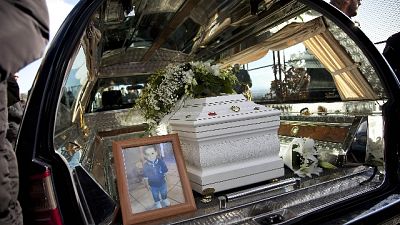 Bimbo di 3 anni fu ucciso con il nonno e la sua compagna Bimbo di 3 anni fu ucciso con il nonno e la sua compagna